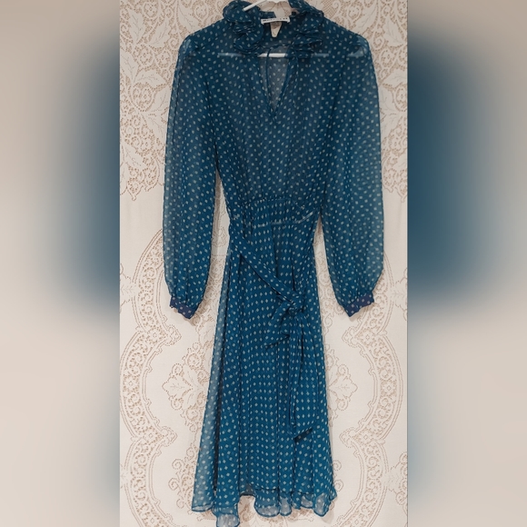 Dalani II Dresses & Skirts - 🟡 Delani II shear polka dot dress size 8 (InvW67)